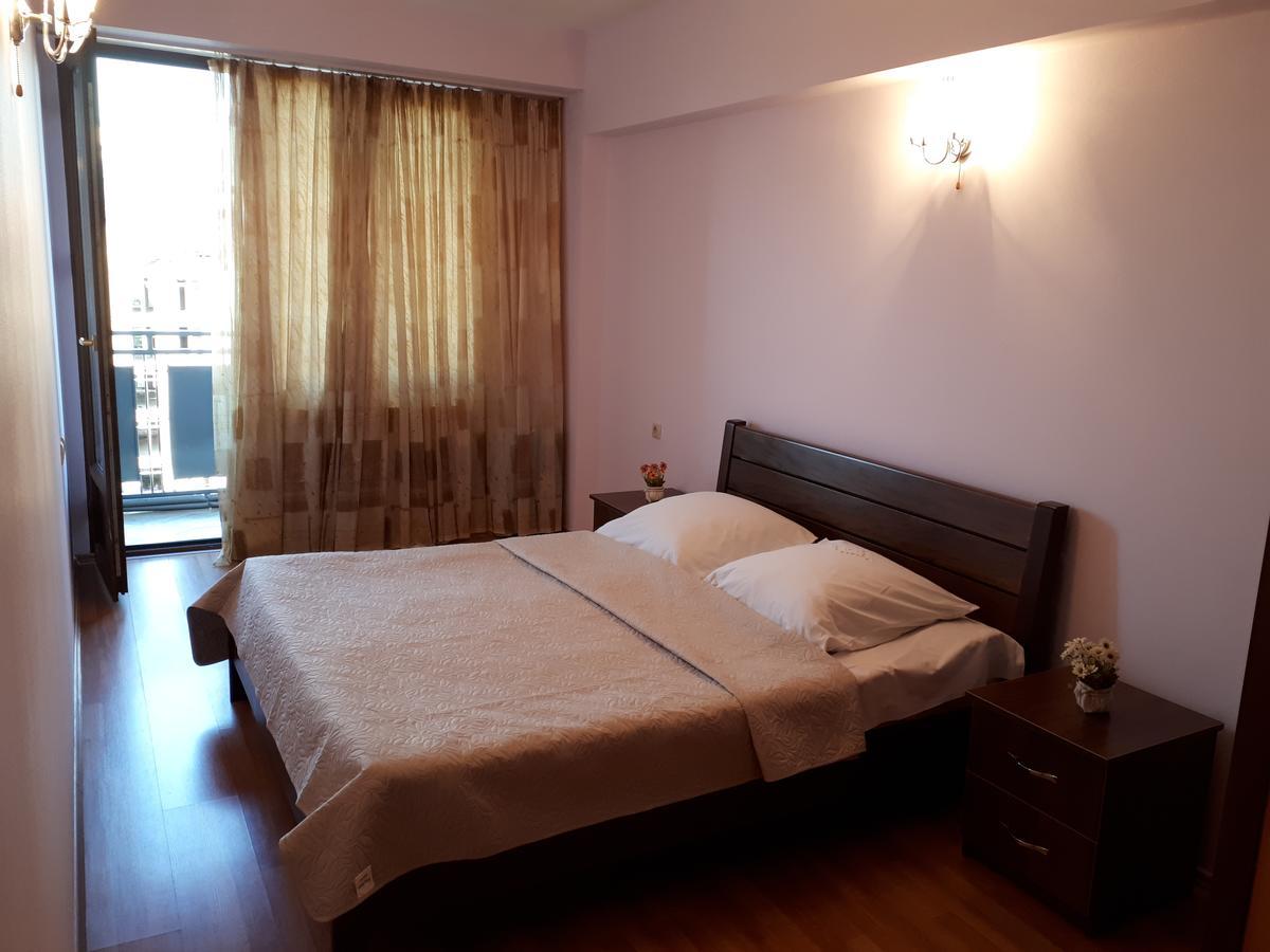 Apartment Archil Batoumi Extérieur photo